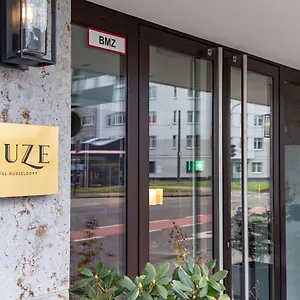 Muze 4*, Düsseldorf Duitsland